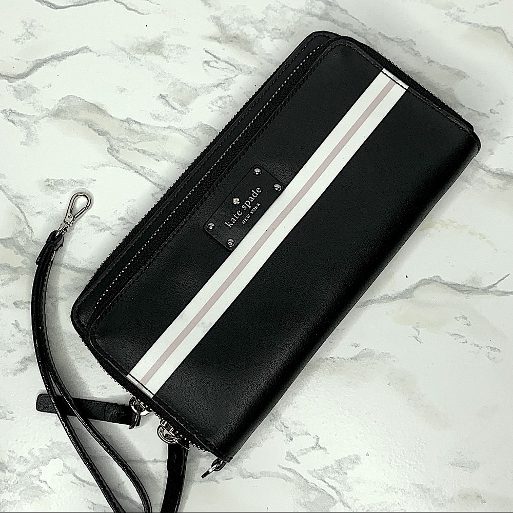 Kate Spade ♠️ wallet